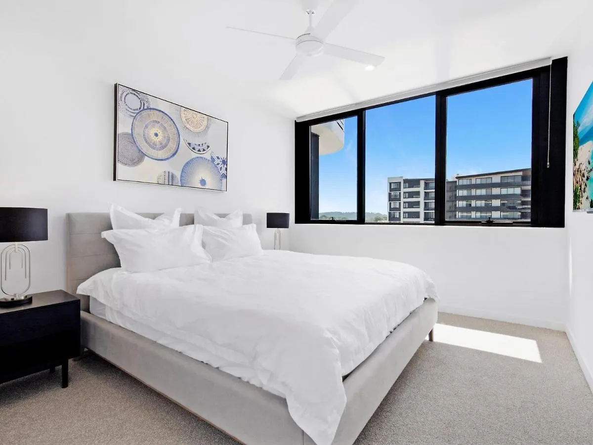 Luxury Central Palm Beach Apartment With Rooftop Pool - Gchm Gold Coast